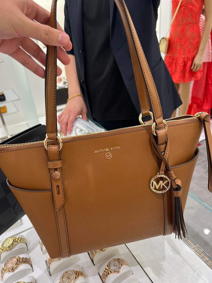 Michael Kors Sullivan Large Tote Brand New Authentic, Luxury, Bags
