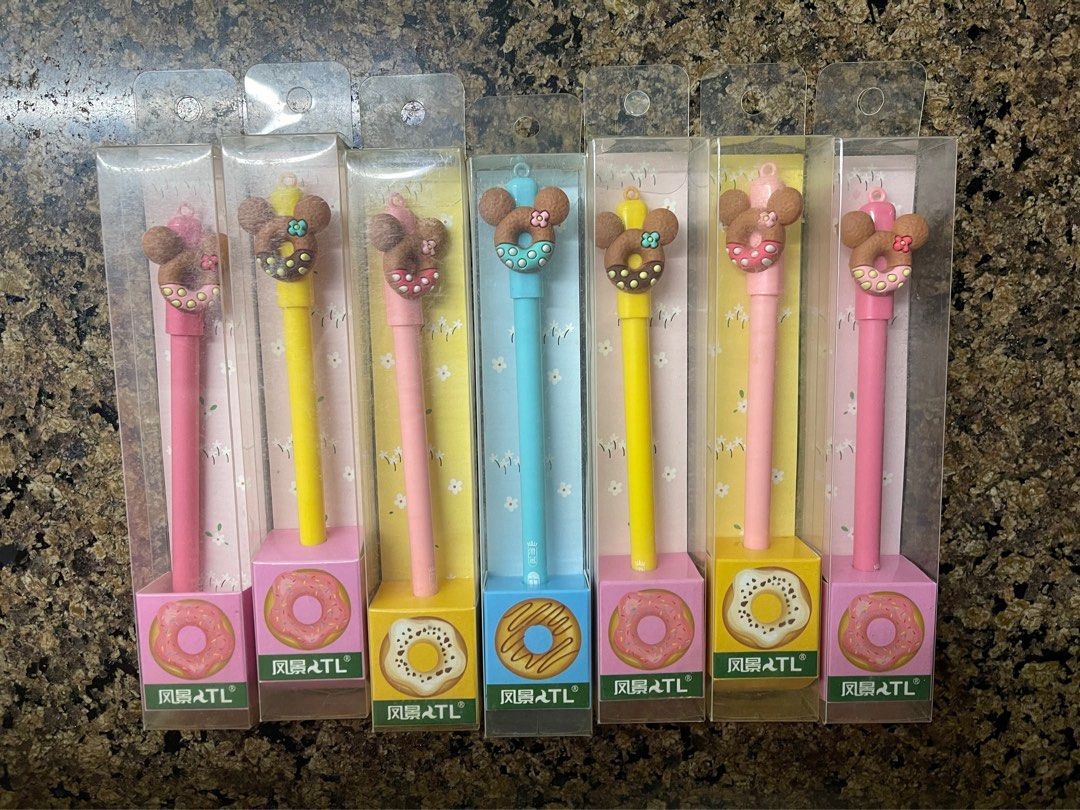 Minnie Mouse Pen Set (7pcs), Hobbies & Toys, Stationary & Craft