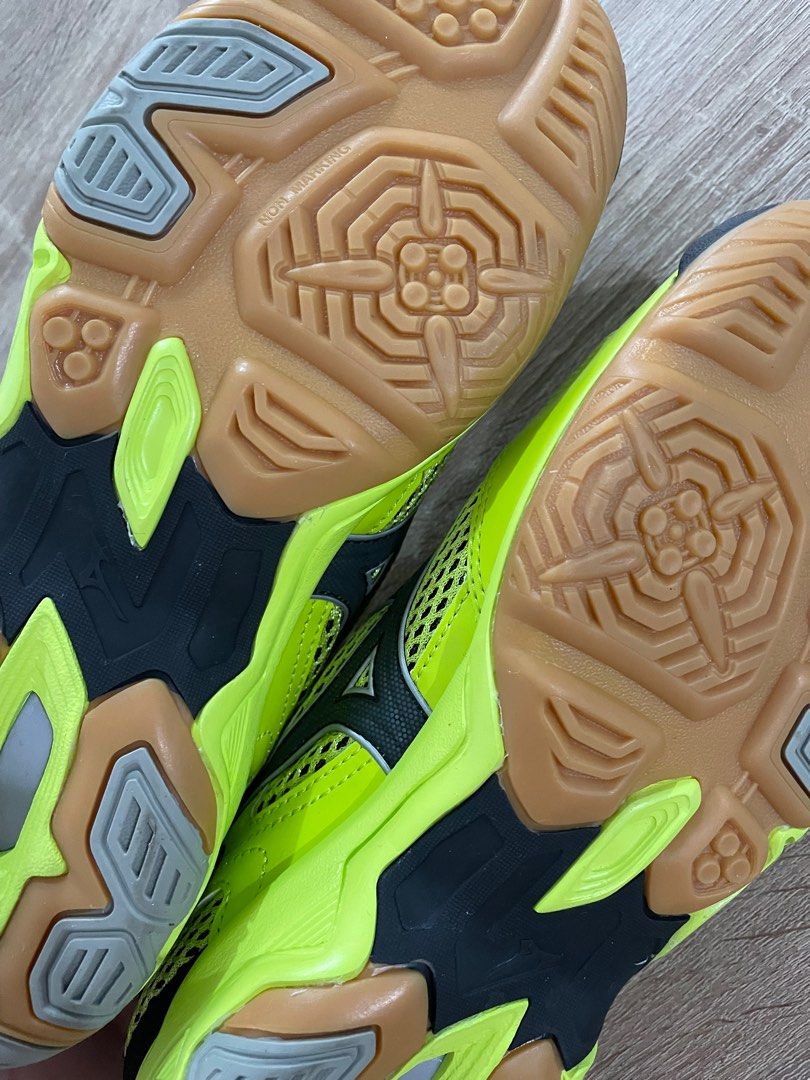 Mizuno Wave Twister Volleyball Shoes Sports Equipment Other