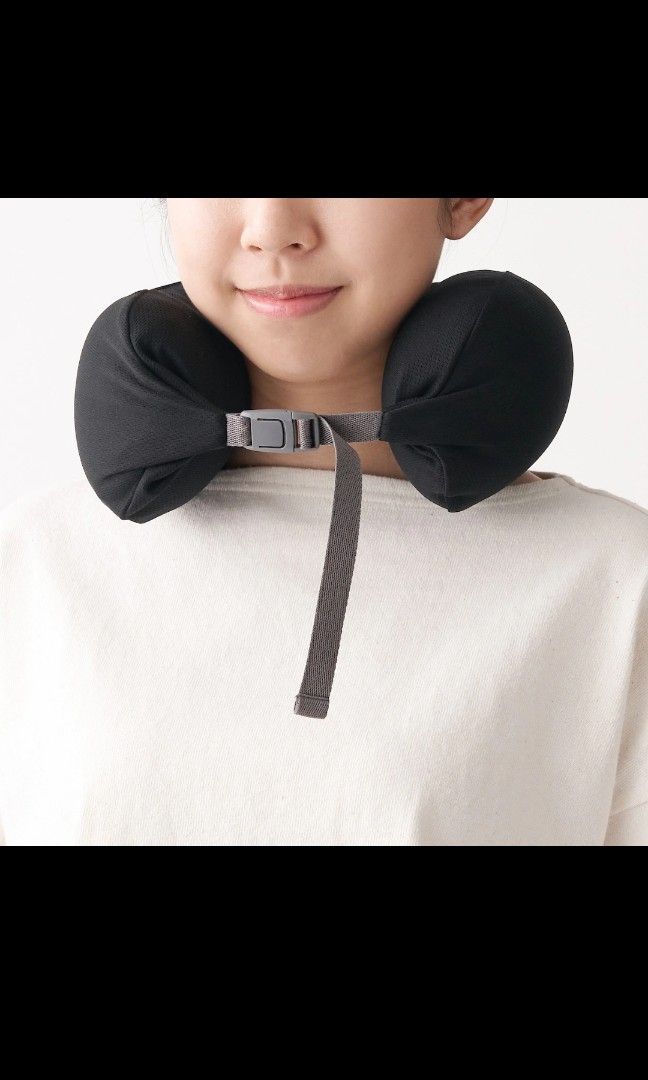 Authentic Muji fitting travel neck cushion / pillow (black), Hobbies
