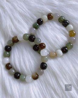 (Category: ) located in . Submitted by coocrystals (Listing ID 1212574299, Image 1). Description: .