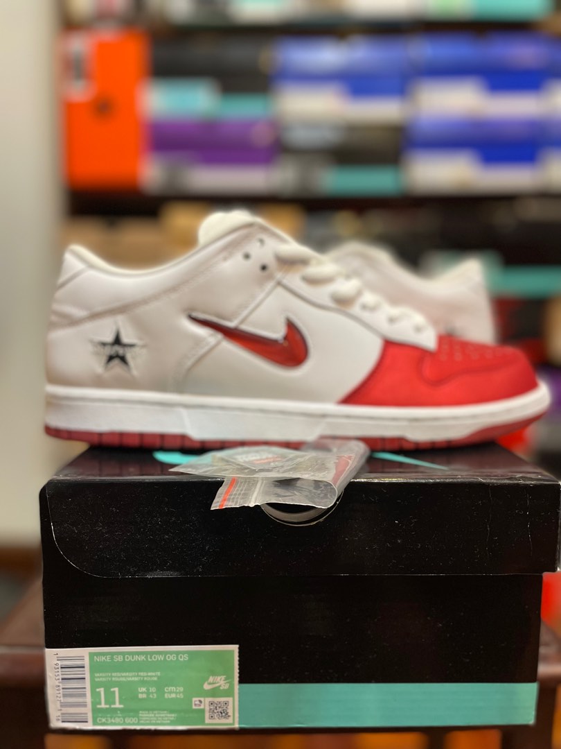 dunk low x supreme