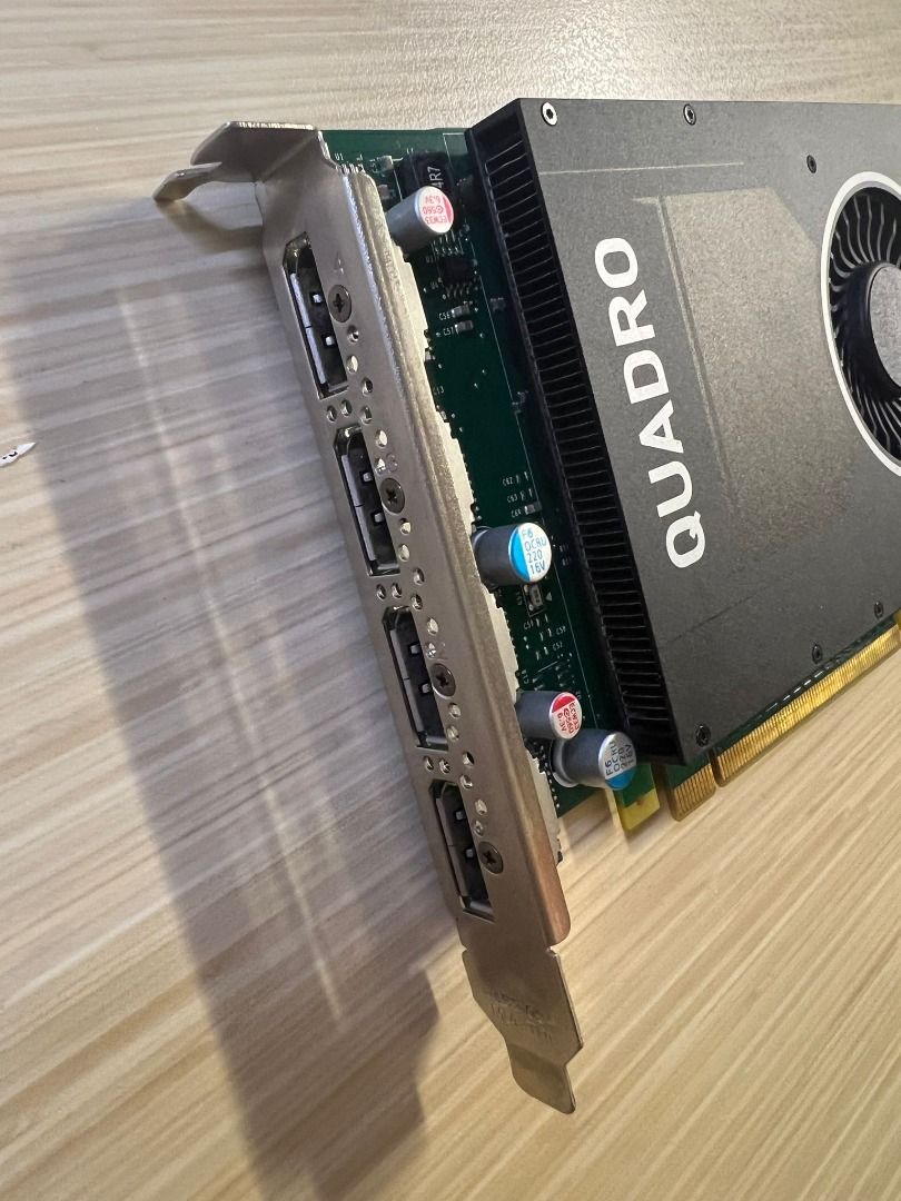 九成新NVIDIA Quadro M2000, 電腦＆科技, 電腦周邊及配件, 其他- Carousell