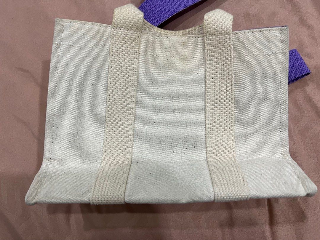 [Official] BTS SOWOOZOO Mini Bag (Ivory), Women's Fashion, Bags