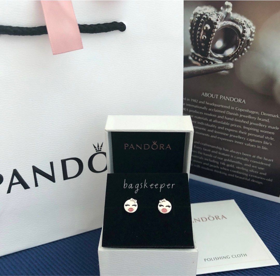 Pandora playful wink earrings shop