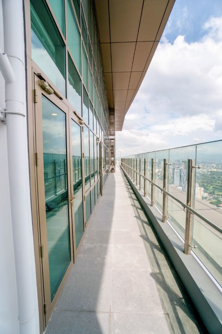 Prime 5BR Penthouse Unit in Viridian Greenhills near EDSA, Greenhills