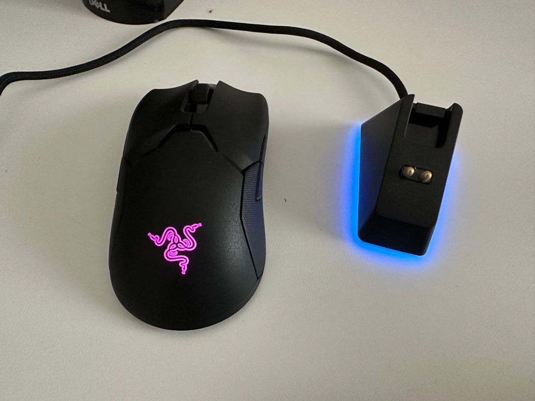 Razer Viper Ultimate with charging dock and cable, Computers & Tech