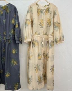 （分類：）位於 。 由 mina_closet 提交（商品編號 1212439656，圖片 1）。簡介： 。