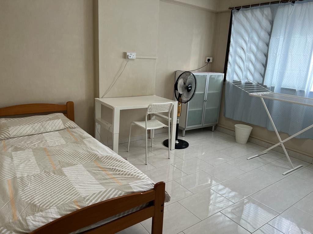 Room for rental SERANGOON Near Serangoon MRT No Agent Fees