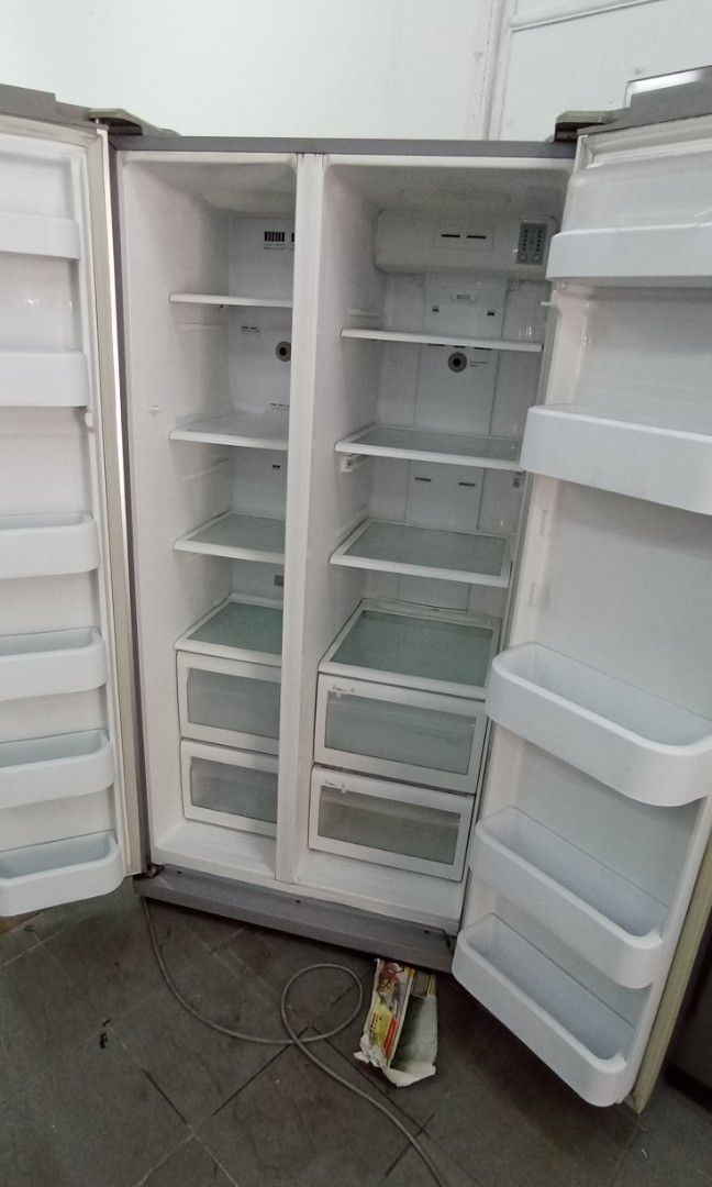 Samsung refrigerator side by side, TV & Home Appliances, Kitchen