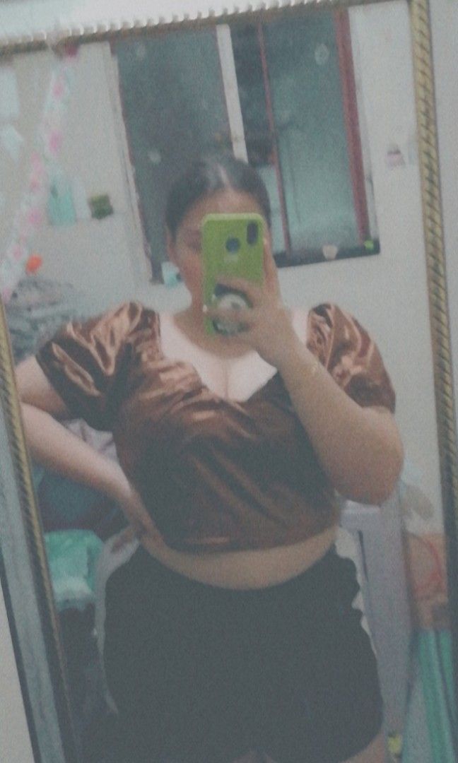 Shein curve corset style top / shein Plus size crop top puff sleeve