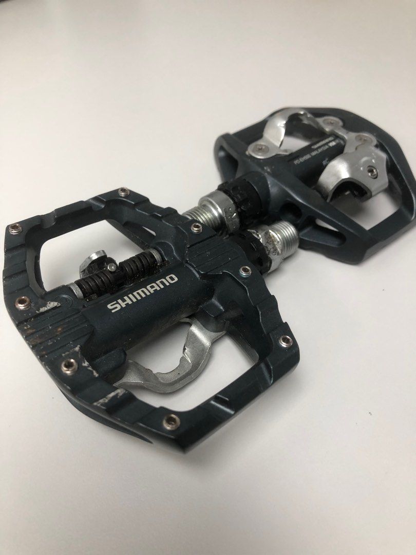 Shimano MTB pedals (both cleat and noncleat), Sports Equipment