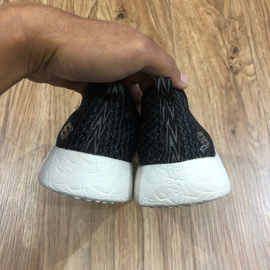 Skechers burst store donlen review
