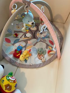 （分類：）位於 。 由 bohnli 提交（商品編號 1212527421，圖片 1）。簡介： 。