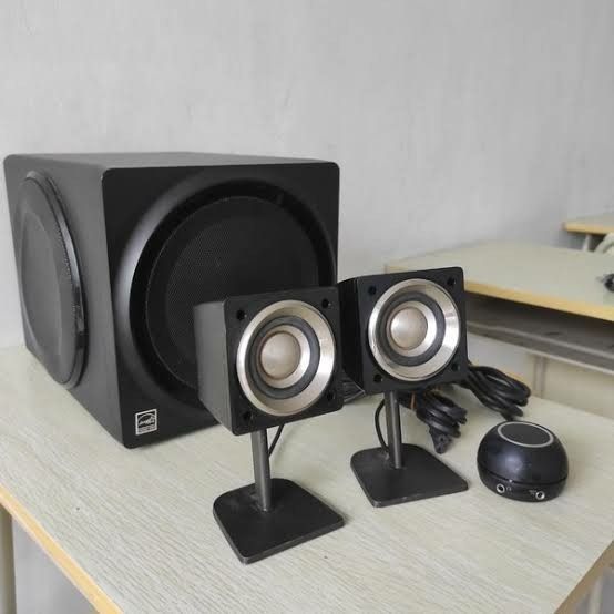 Speaker Creative Gigaworks T3, Elektronik, Audio di Carousell