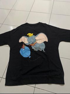 sweater dumbo