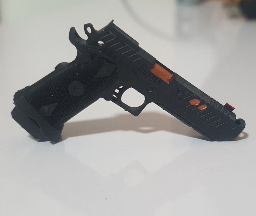 TTI Pit Viper John Wick 4 Pistol Keychain, Hobbies & Toys, Toys & Games