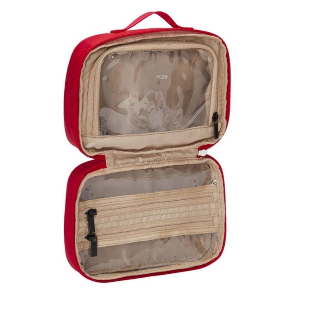 Tumi toiletry bag, Hobbies & Toys, Travel, Travel Essentials