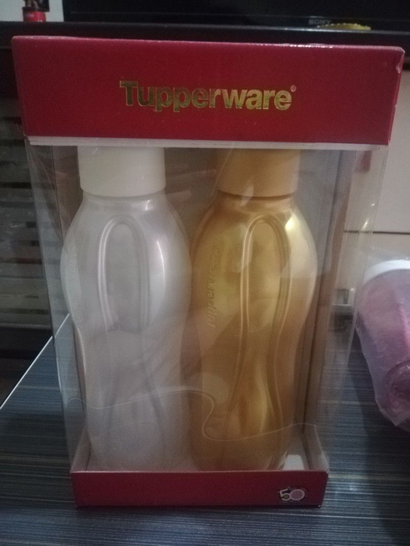 Tupperware drink bottle, Furniture & Home Living, Kitchenware