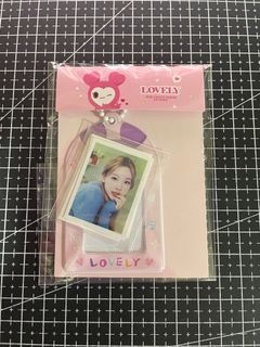 Twice 7th Anniv 27 Lovely Mini Photo Frame Keyring