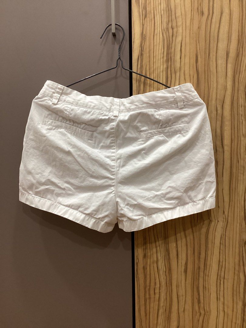 Share more than 157 white short pants for ladies best