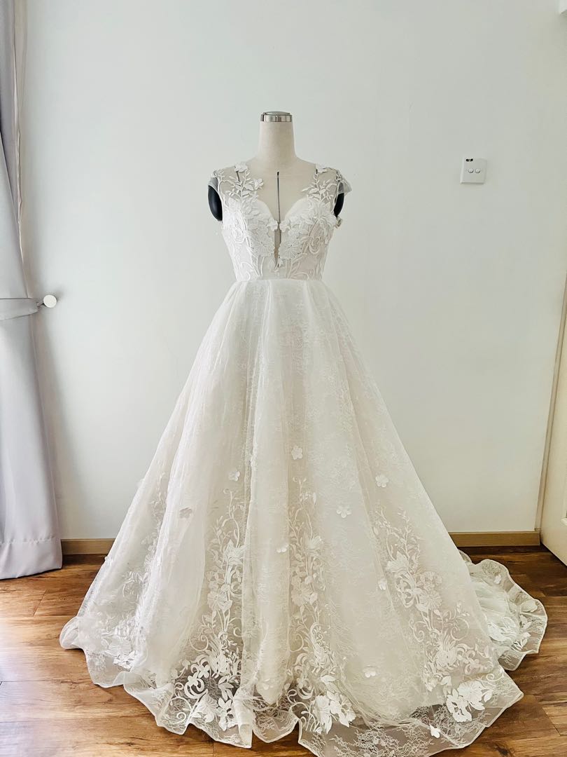 Used bridal gowns near me hot sale