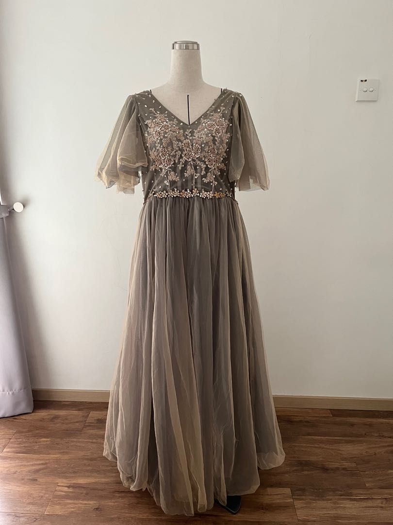 Used plus size evening gowns hot sale