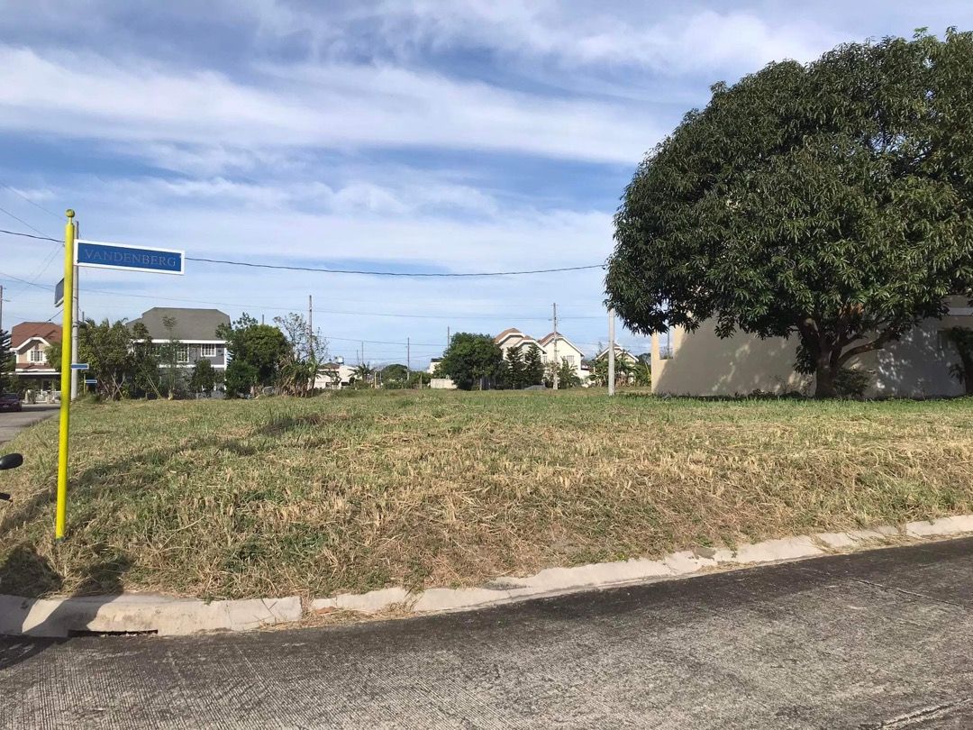Vacant Lot in" Laguna Bel Air 4" Sta Rosa Laguna on Carousell