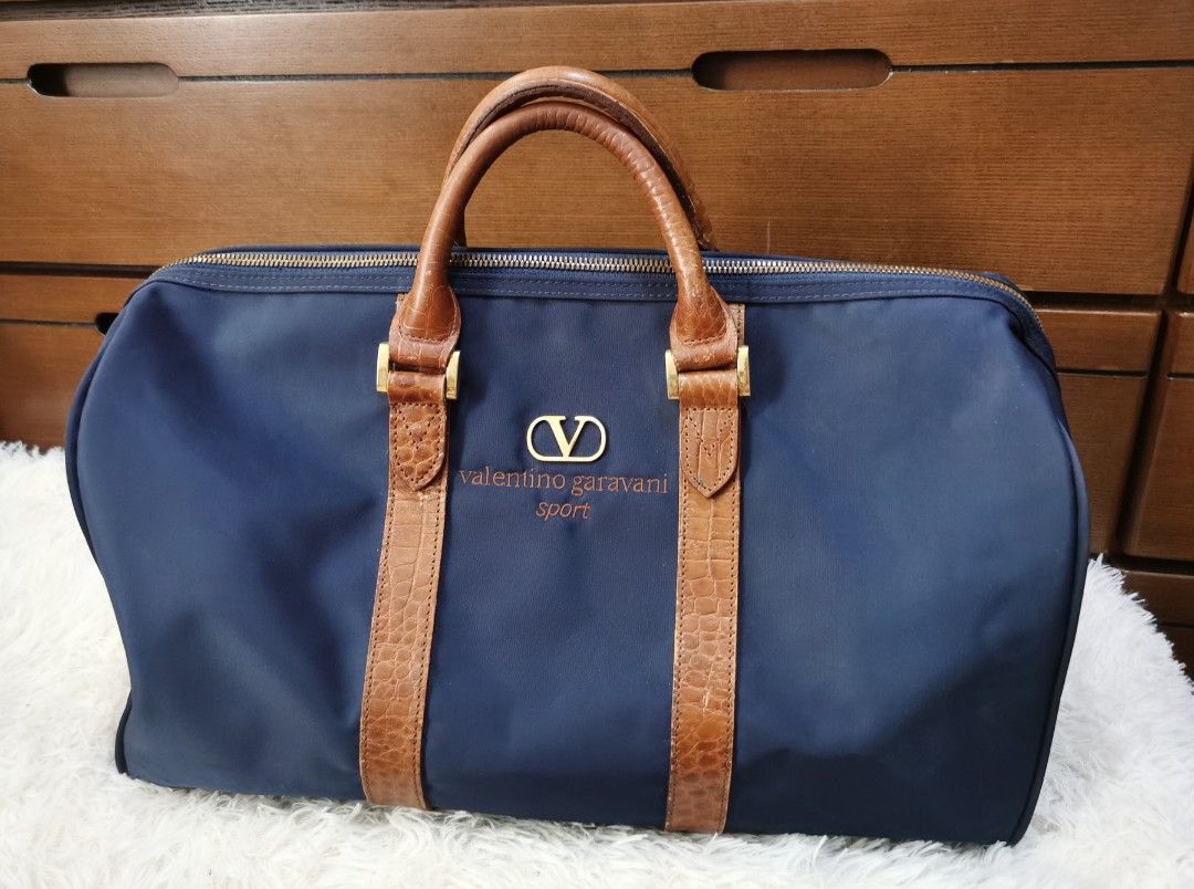Valentino garavani store sport bag price