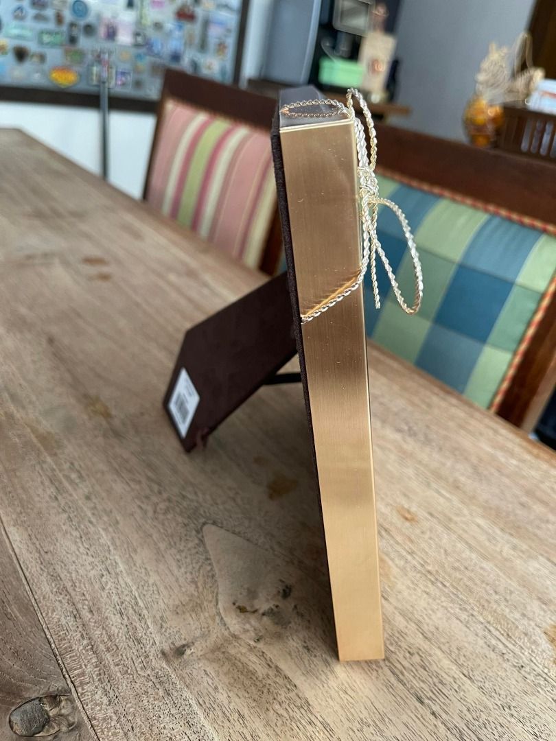 Vera Wang Love Knots Photo Frame, Furniture & Home Living, Home Decor