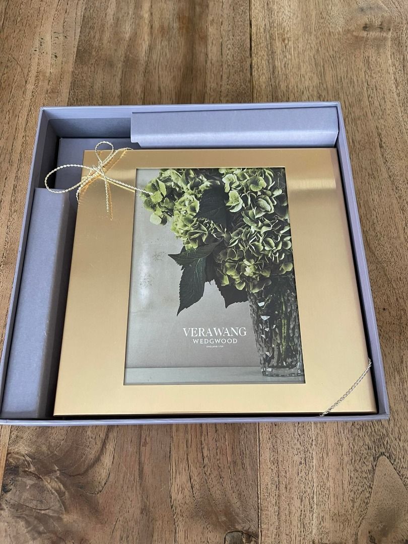 Vera Wang Love Knots Photo Frame, Furniture & Home Living, Home Decor