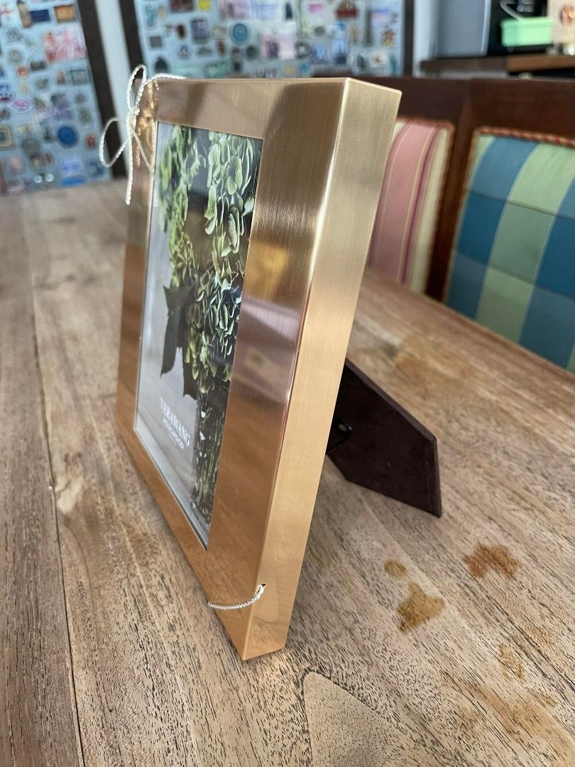 Vera Wang Love Knots Photo Frame, Furniture & Home Living, Home Decor