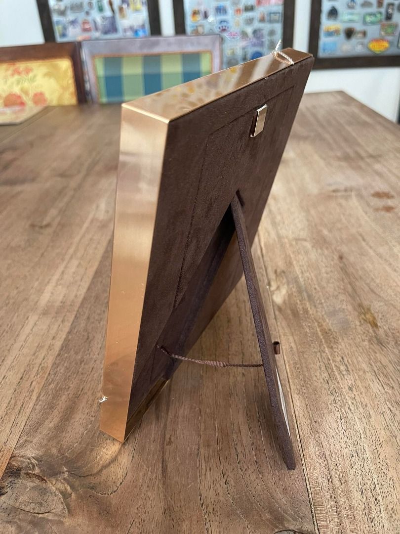 Vera Wang Love Knots Photo Frame, Furniture & Home Living, Home Decor, Frames & Pictures on