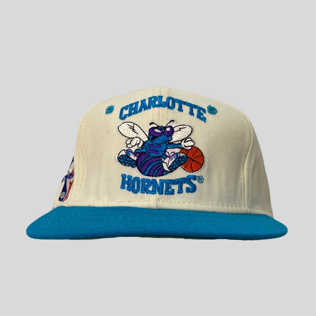 CHARLOTTE HORNETS Casquette Vintage 90s NBA Sport Specialities