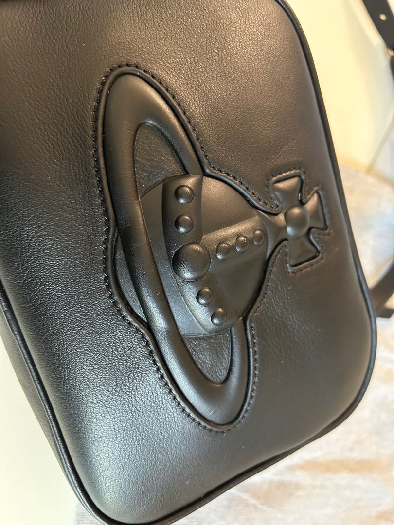 新品、タグ付き) vivienne westwood camera bag www.tuulensuunkukka.fi