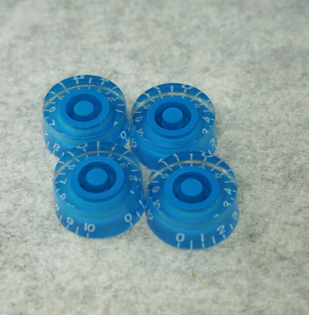 Volume & Tone Control Knobs (Blue) - 4 pcs (Category: Music Accessories) located in Singapore. Submitted by ex_350 (Listing ID 1212563955, Image 2). Description: Volume & Tone Control Knobs - Brand New - Qty : 4 pcs - Material : Plastic - Colour : Blue Self collect at my place in Blk 539, #09-1024 Jurong West Ave 1 (S640539) Take lift D Weekdays after 12 noon to 4pm and 7:45pm to 9pm Weekends 12 noon to 4pm No meetups elsewhere Pls msg before com