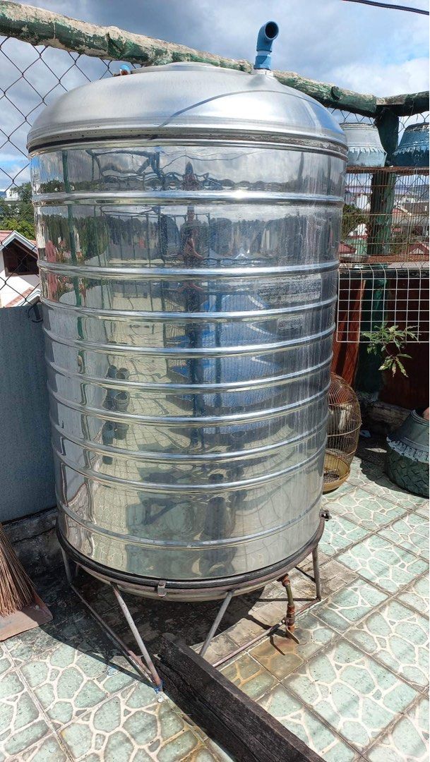 Water tank, Furniture & Home Living, Gardening, Hose and Watering