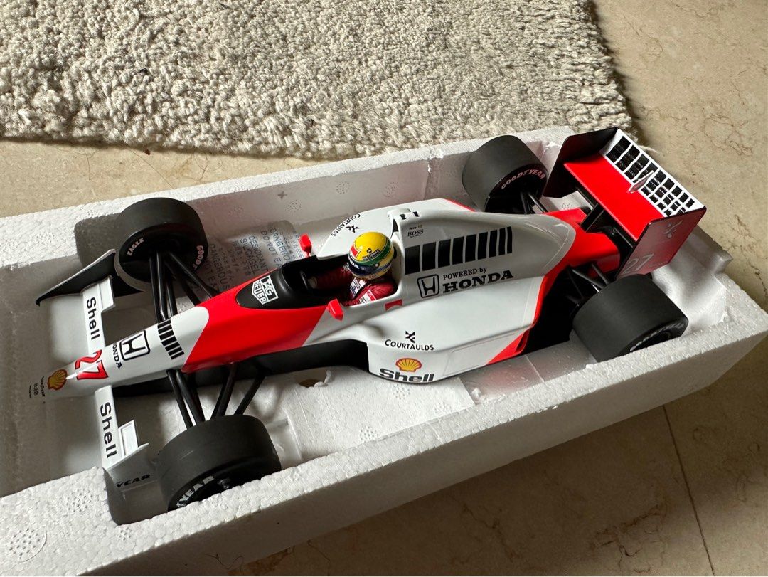 1/18 Mclaren Honda MP4/5B Sena Marlboro-