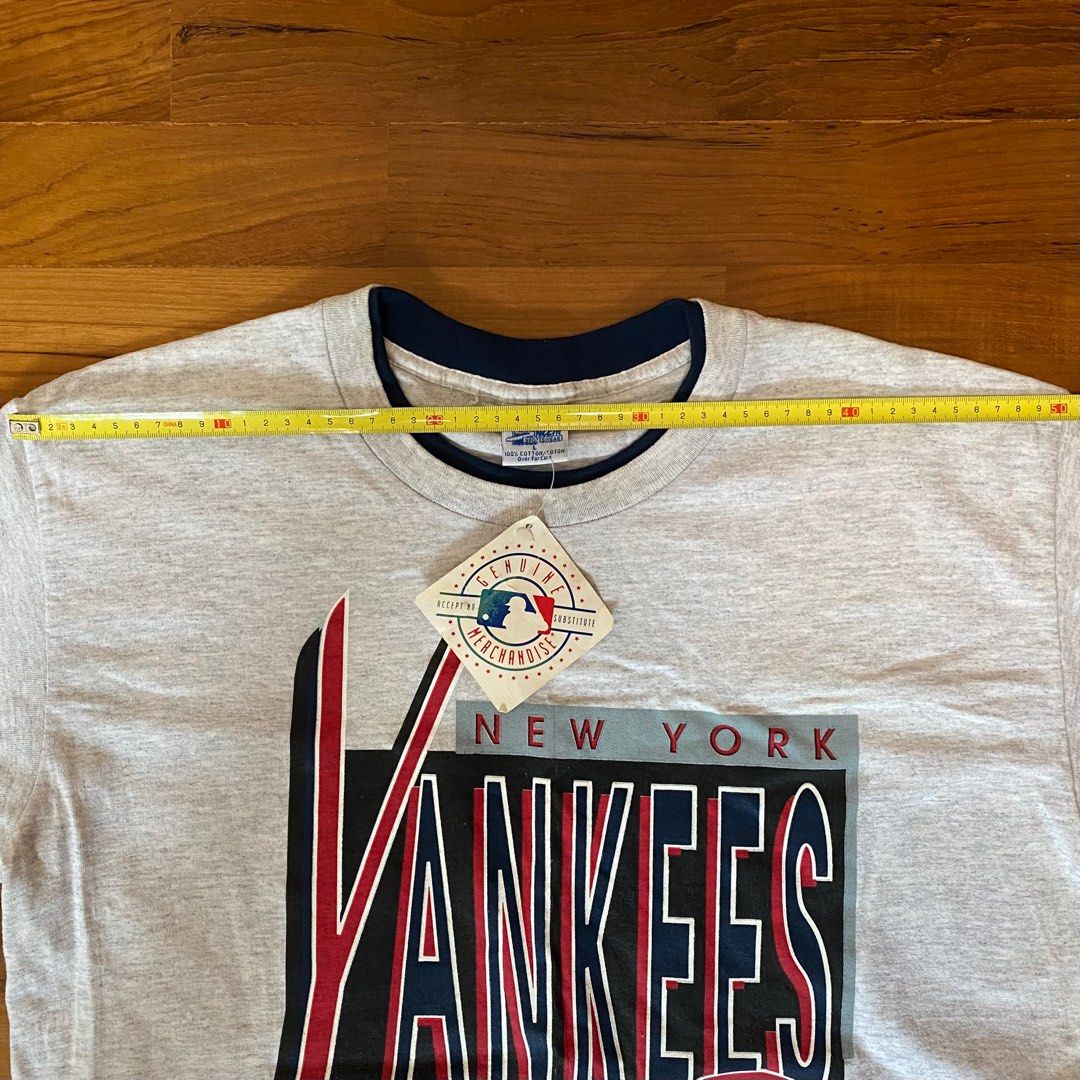 Vintage MLB (Salem) - Grey New York Yankees T-Shirt 1990 Medium