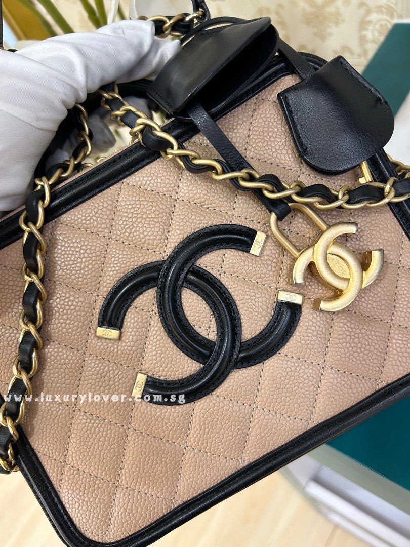 Chanel vanity case 24 sale
