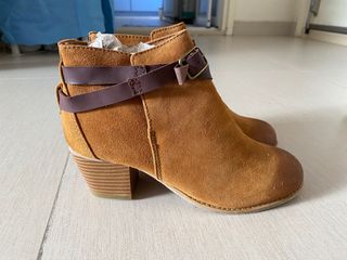 （分類：）位於 。 由 ching1015hk 提交（商品編號 1207496824，圖片 1）。簡介： 。