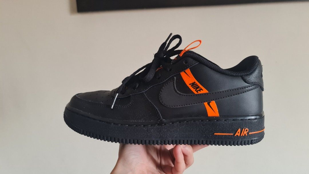 Air force 1 lv8 best sale ksa gs