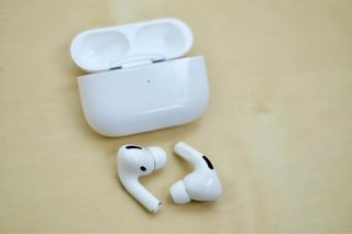 AirPods Pro Gen 1