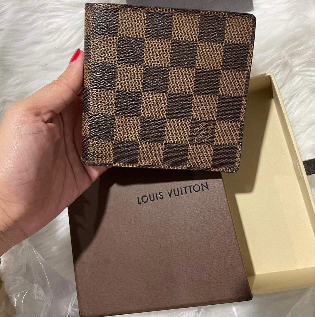 Louis Vuitton Wallet For Men, Luxury, Bags & Wallets on Carousell