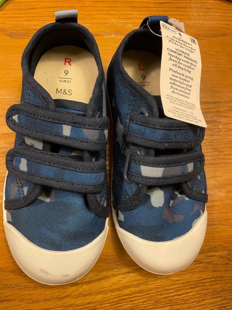 M & s boys shoes store
