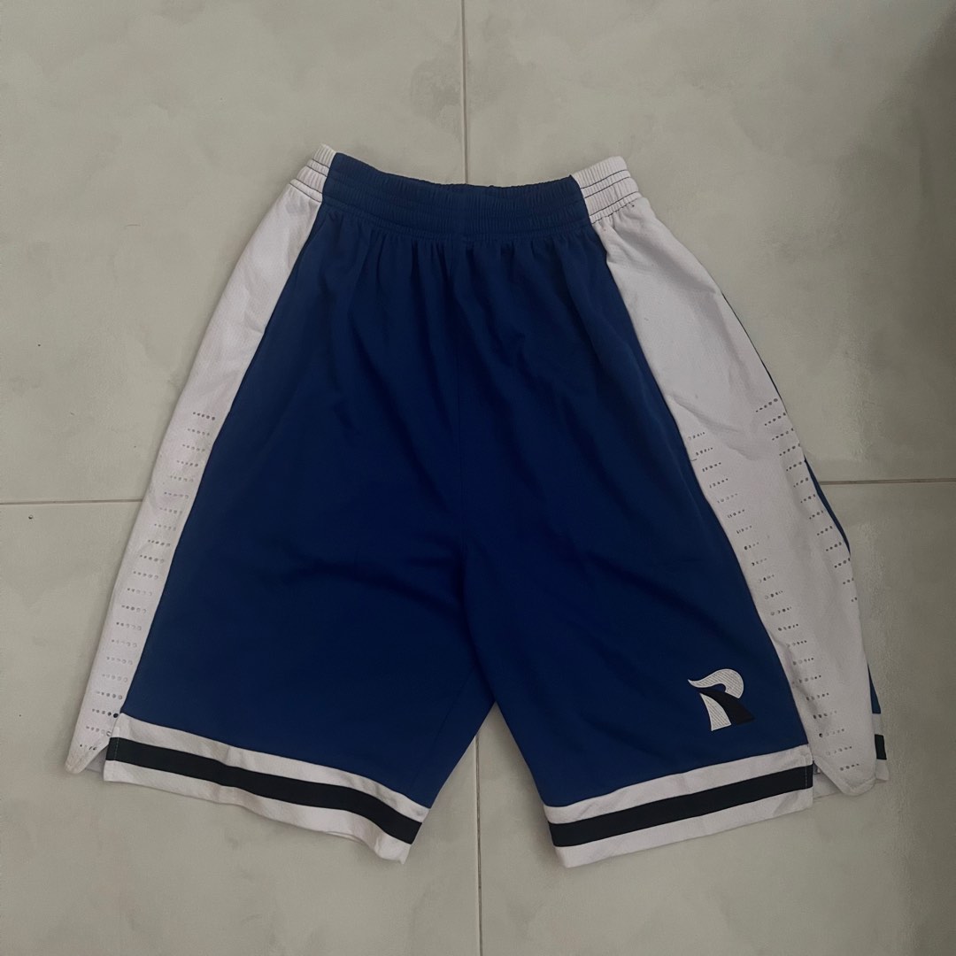 Basketball shorts, Men's Fashion, Bottoms, Shorts on Carousell