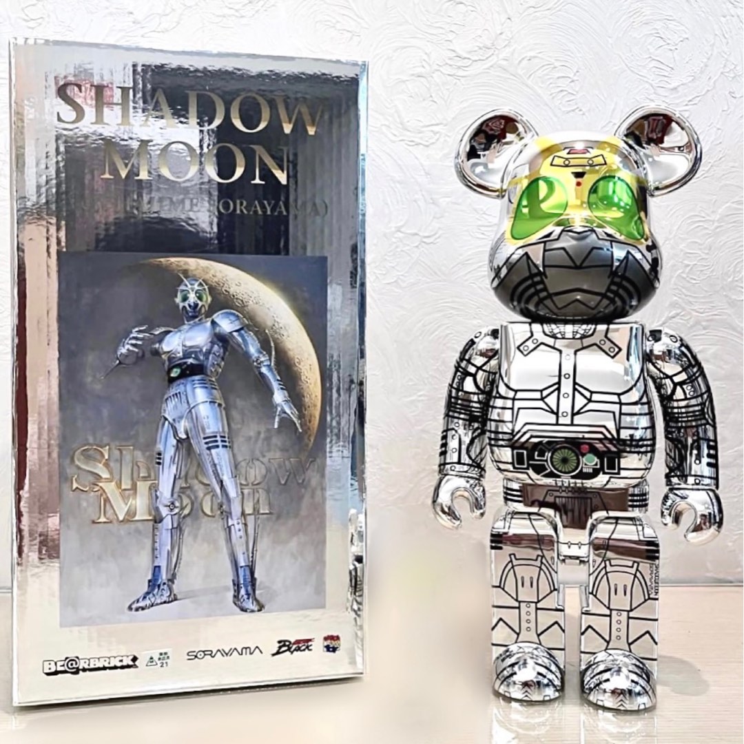 Bearbrick Shadow Moon Sorayama 400%, 興趣及遊戲, 玩具& 遊戲類