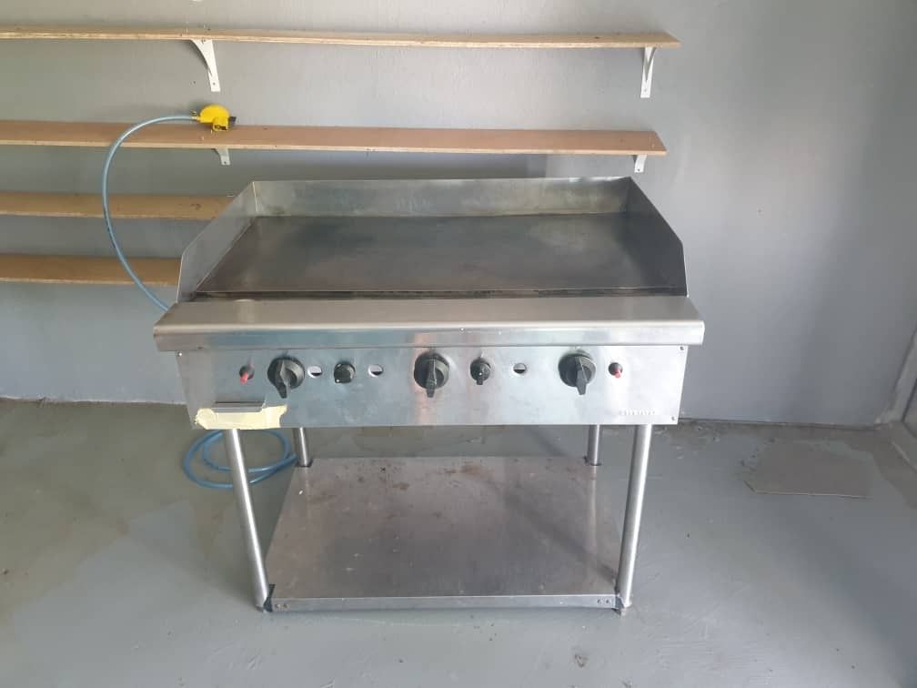 Berjaya gas griller griddle grill, TV & Home Appliances, Kitchen