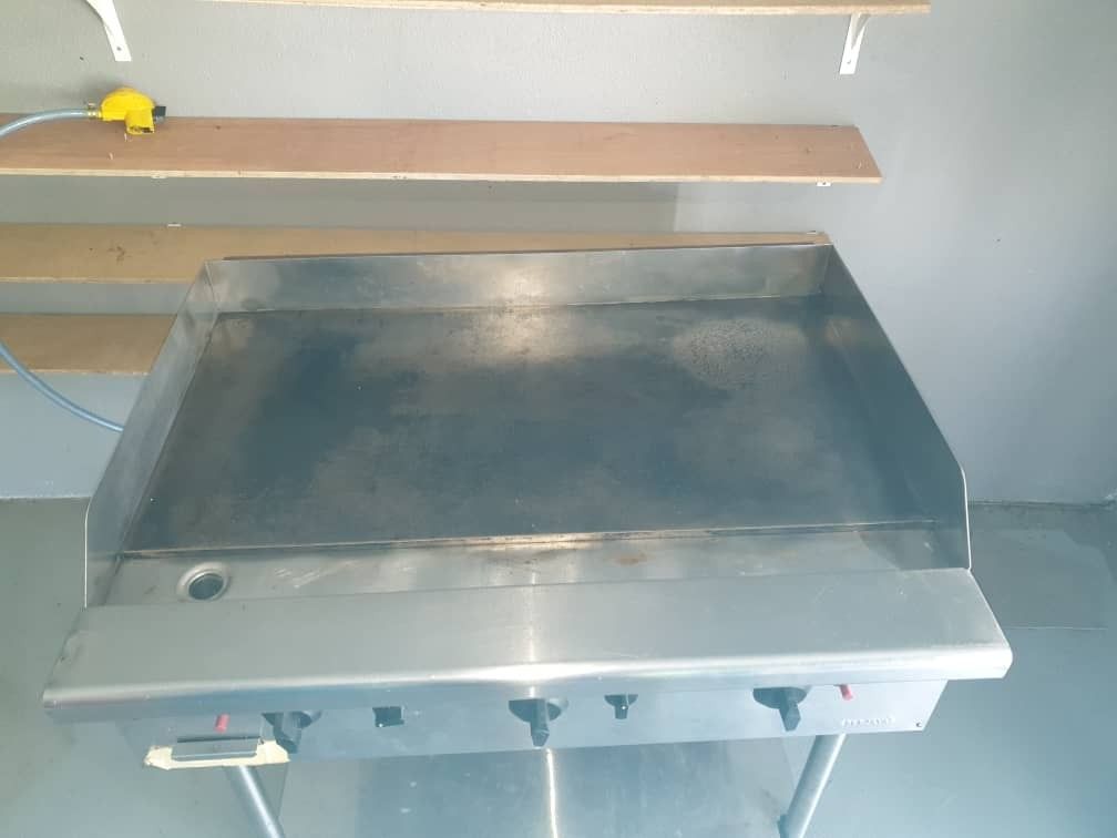 Berjaya gas griller griddle grill, TV & Home Appliances, Kitchen