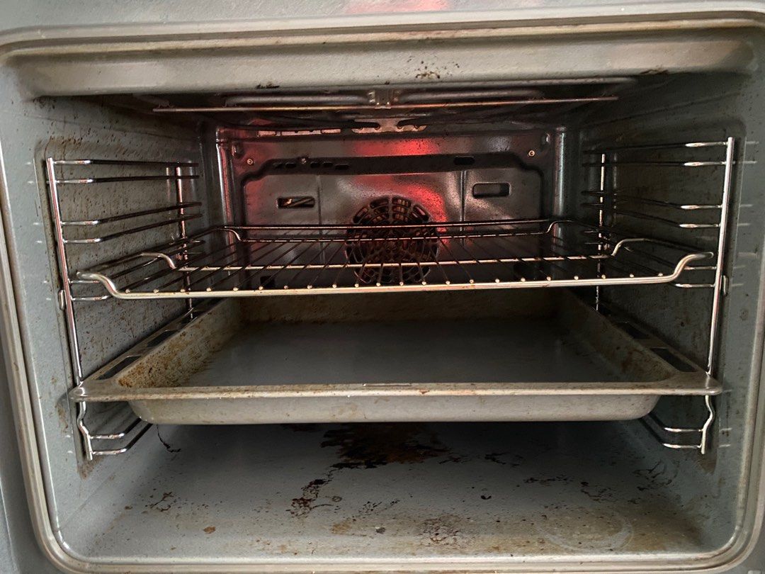 Bosch Built in Oven HBF114BR0K, TV & Home Appliances, Kitchen